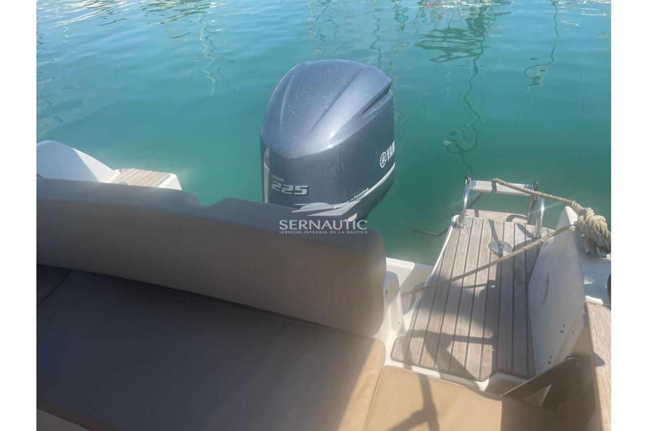 Barco segunda mano Jeanneau Cap Camarat 7.5 WA año 2015【 OCASIÓN 】