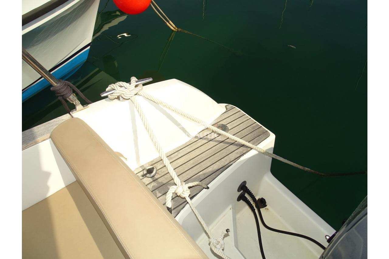 Barco segunda mano Jeanneau Cap Camarat 7.5 WA año 2015【 OCASIÓN 】