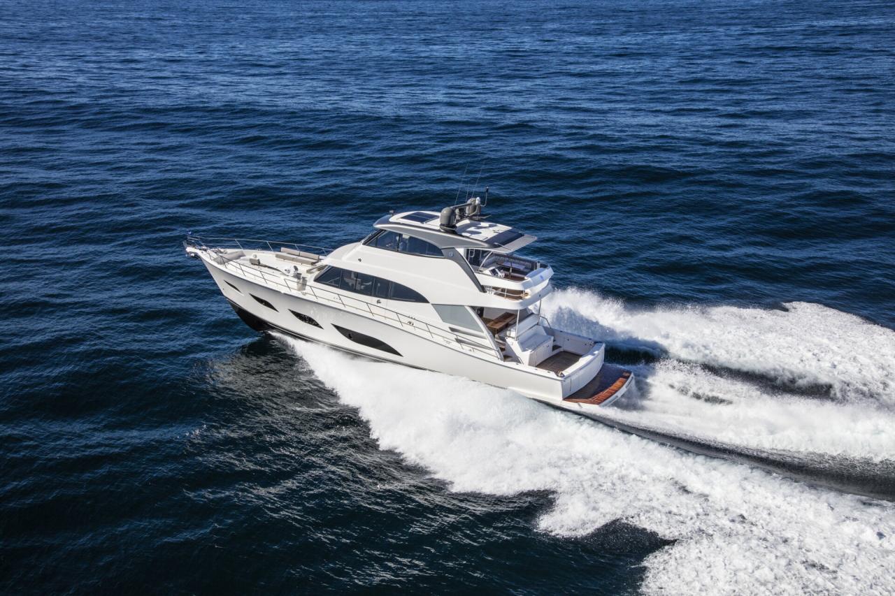 Riviera 68  - Precio Riviera 68 Sport Motor Yacht【 NUEVO 】 - Sernautic
